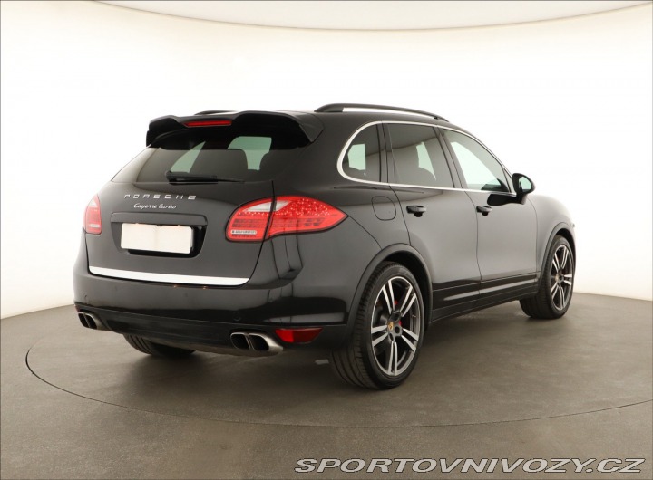 Porsche Cayenne Turbo 2013