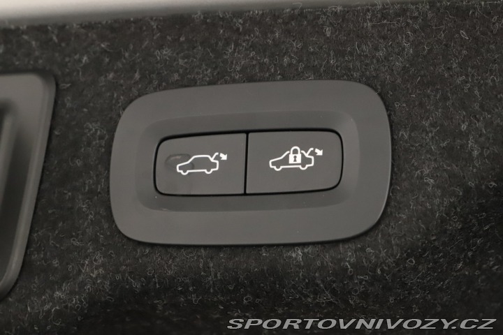 Volvo S90 T8 Recharge 2024
