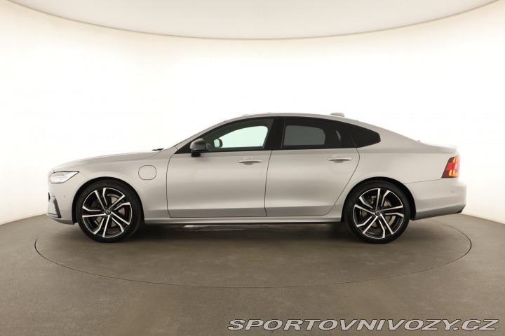Volvo S90 T8 Recharge 2024