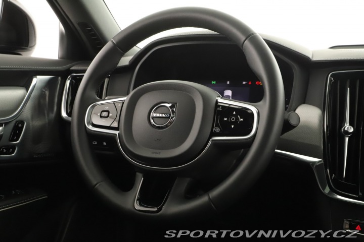 Volvo S90 T8 Recharge 2024