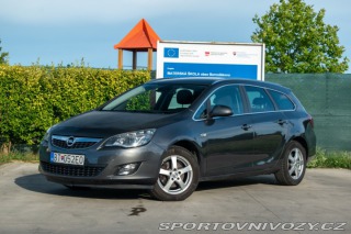 Opel Astra Sport Tourer  ST 2.0 TDCI 2012