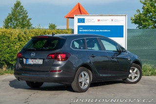 Opel Astra Sport Tourer  ST 2.0 TDCI 2012