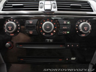 BMW 6 4,4 V8 245kW Manuál 148tk 2004