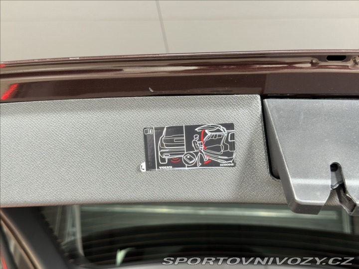 Volvo Ostatní modely XC90 2,0 T8 Ultra Dark 2026