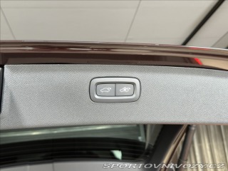Volvo Ostatní modely XC90 2,0 T8  Ultra Dark 2026