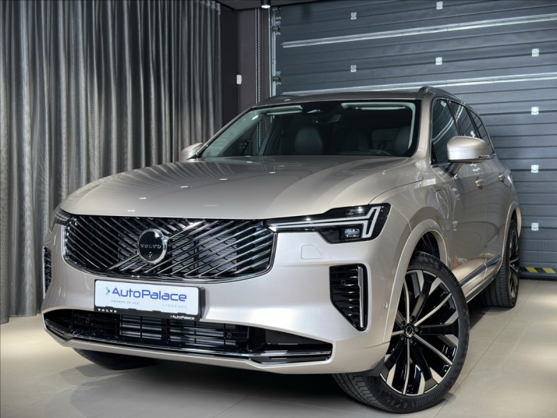 Volvo Ostatní modely XC90 2,0 T8  Plus Bright