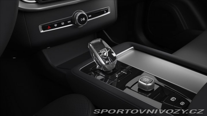 Volvo Ostatní modely XC90 2,0 T8  Plus Black Editio 2026