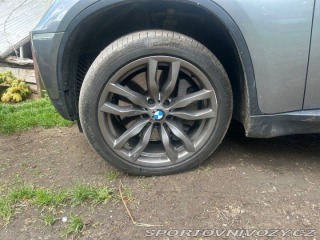 BMW X6 . M50d 1800