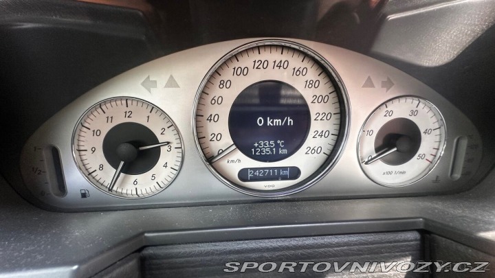 Mercedes-Benz E 3,2   W211 Vzhled AMG 1800