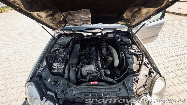 Mercedes-Benz E 3,2   W211 Vzhled AMG 1800