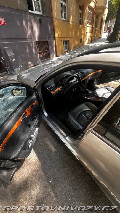 Mercedes-Benz E 3,2   W211 Vzhled AMG 1800