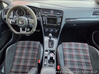Volkswagen Golf 2.0 TSI GTI 2016