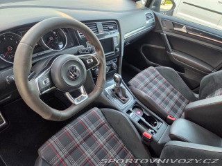 Volkswagen Golf 2.0 TSI GTI 2016