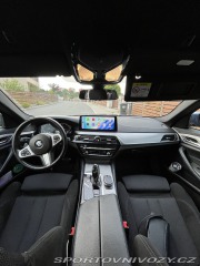 BMW 5 BMW 530D xDrive M Paket Č 2021