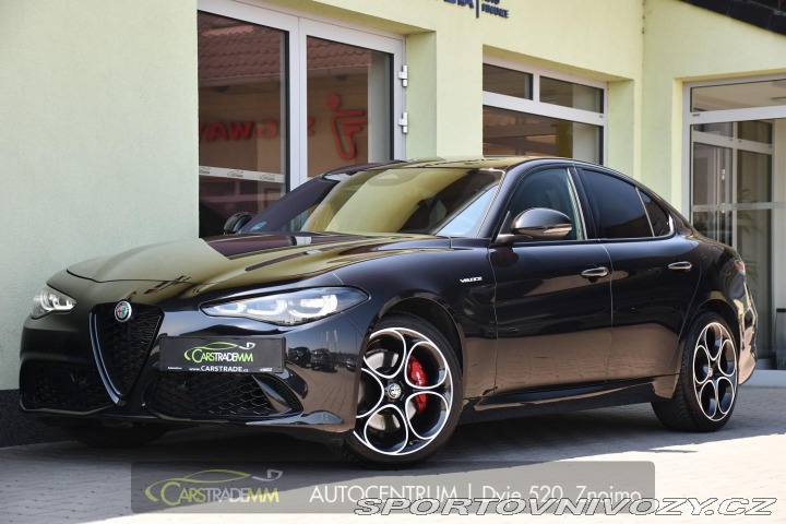 Alfa Romeo Giulia 2,0 VELOCE 16V 206kW AT8- 2024