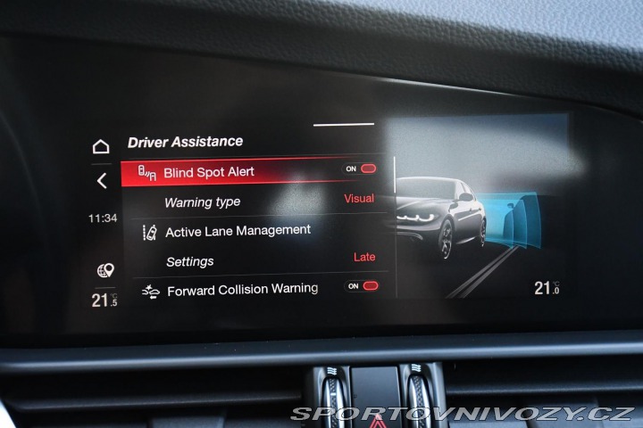 Alfa Romeo Giulia 2,0 VELOCE 16V 206kW AT8- 2024