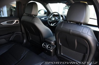 Alfa Romeo Giulia 2,0 VELOCE 16V 206kW AT8- 2024