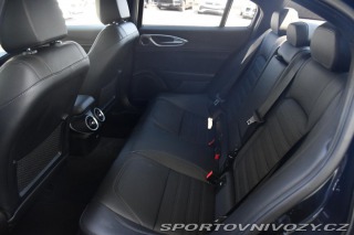 Alfa Romeo Giulia 2,0 VELOCE 16V 206kW AT8- 2024