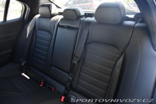 Alfa Romeo Giulia 2,0 VELOCE 16V 206kW AT8- 2024