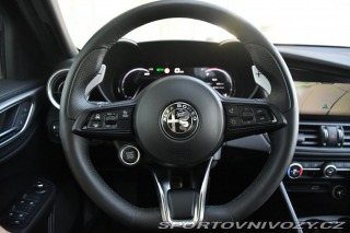 Alfa Romeo Giulia 2,0 VELOCE 16V 206kW AT8- 2024