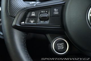 Alfa Romeo Giulia 2,0 VELOCE 16V 206kW AT8- 2024