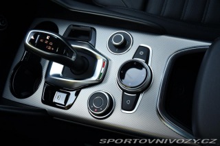 Alfa Romeo Giulia 2,0 VELOCE 16V 206kW AT8- 2024