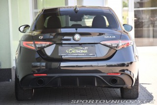 Alfa Romeo Giulia 2,0 VELOCE 16V 206kW AT8- 2024