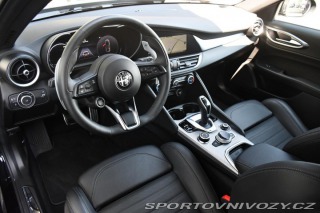 Alfa Romeo Giulia 2,0 VELOCE 16V 206kW AT8- 2024