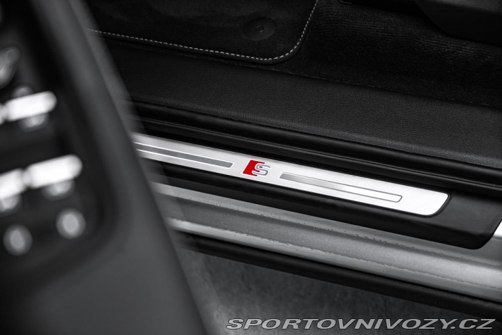 Audi Ostatní modely Q7 e Quattro Sline 360kW Mas 2025