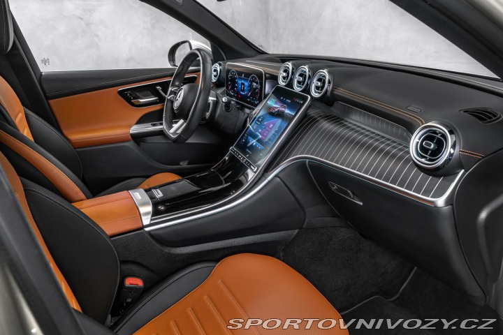 Mercedes-Benz Ostatní modely GLC AMG 4M Nappa HuD 2024
