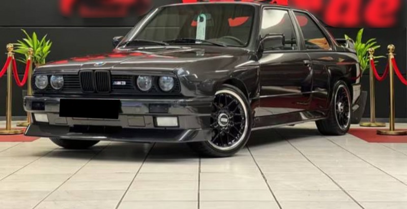 BMW M3 E30