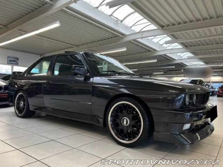 BMW M3 E30 1987