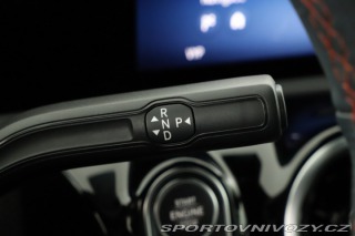 Mercedes-Benz A AMG Line A 200 2025