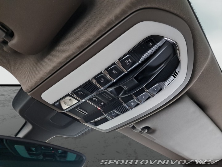 Porsche Cayenne S 2011