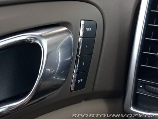 Porsche Cayenne S 2011