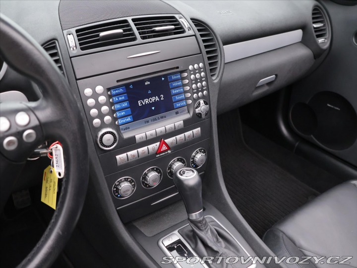 Mercedes-Benz SLK 3.5 350 V6 200kW Serv.kni 2005