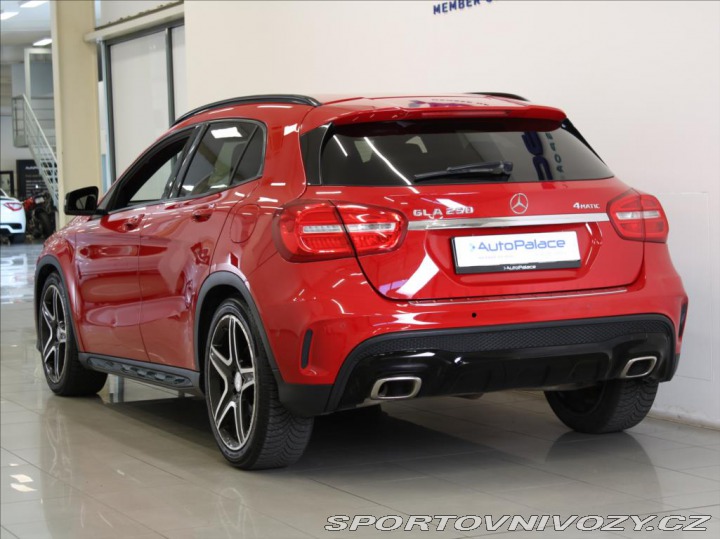 Mercedes-Benz Ostatní modely GLA 2,0 250 4M AMG paket Kam. 2015