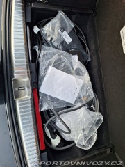 Mercedes-Benz E 2,0   D 300de AMG packet 2021