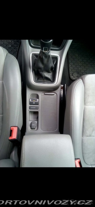 Volkswagen Ostatní modely Sharan 2,0   125kw 2013