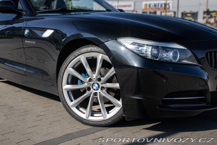 BMW Z4 sDrive 23i / 150kW / A6 2011