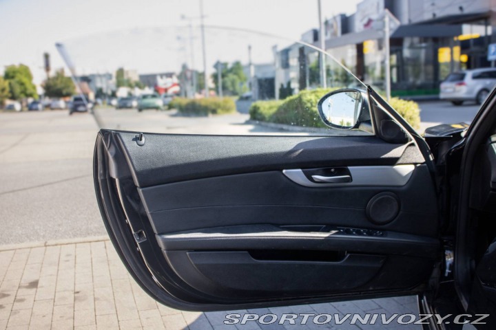 BMW Z4 sDrive 23i / 150kW / A6 2011