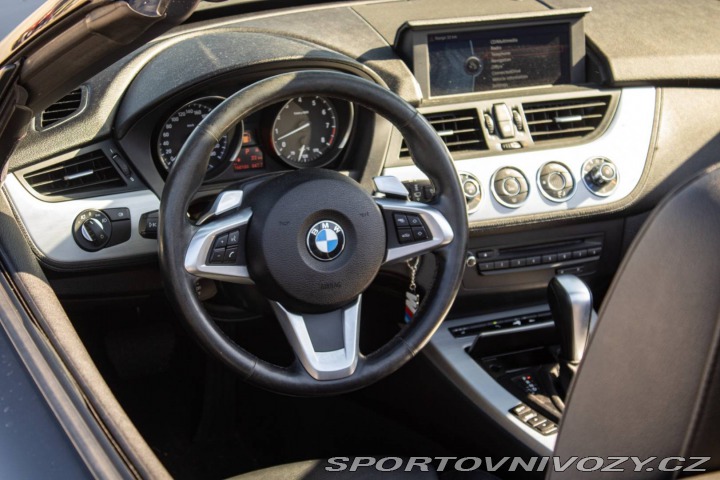 BMW Z4 sDrive 23i / 150kW / A6 2011