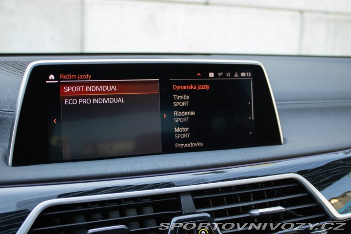 BMW 7 750i xDrive M Sport / 39 2021