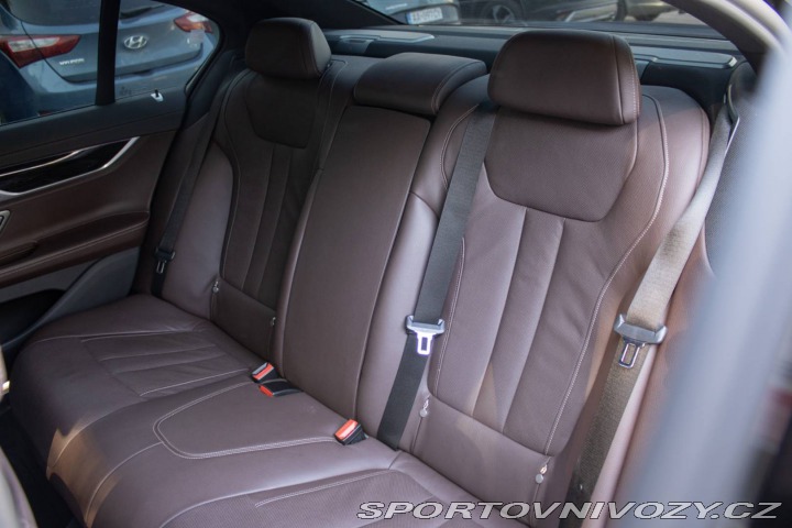 BMW 7 750i xDrive M Sport / 39 2021