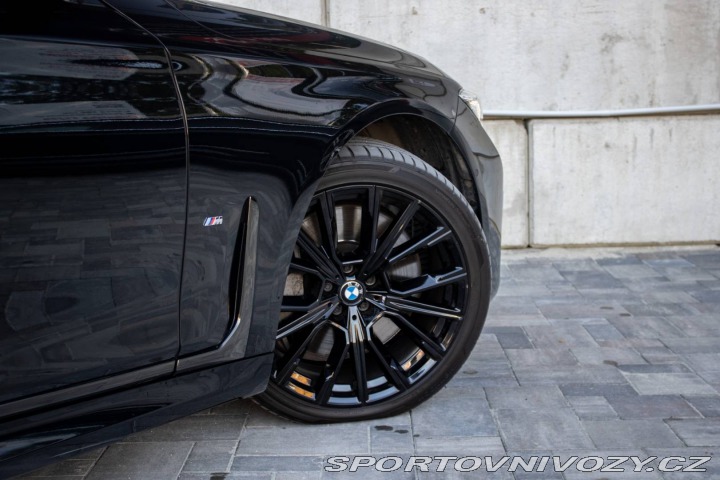 BMW 7 750i xDrive M Sport / 39 2021