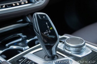 BMW 7 750i xDrive M Sport / 39 2021