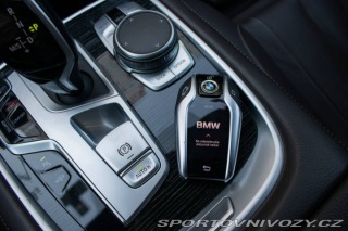 BMW 7 750i xDrive M Sport / 39 2021