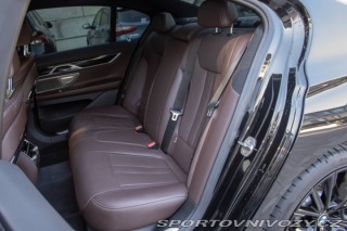 BMW 7 750i xDrive M Sport / 39 2021