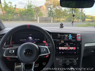 Volkswagen Golf  2019