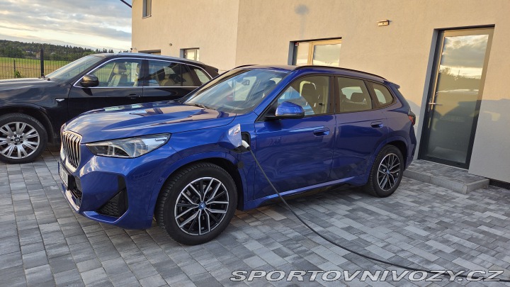 BMW X1 X1e 25 xDrive M 5 let zár 2025